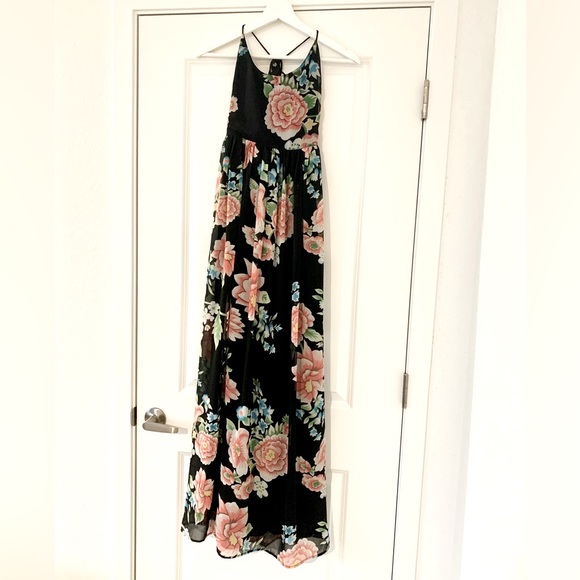 Urban Outfitters Dresses & Skirts - MOVING SALE | Women’s Urban Outfitters Floral Maxi Sundress, Size Medium